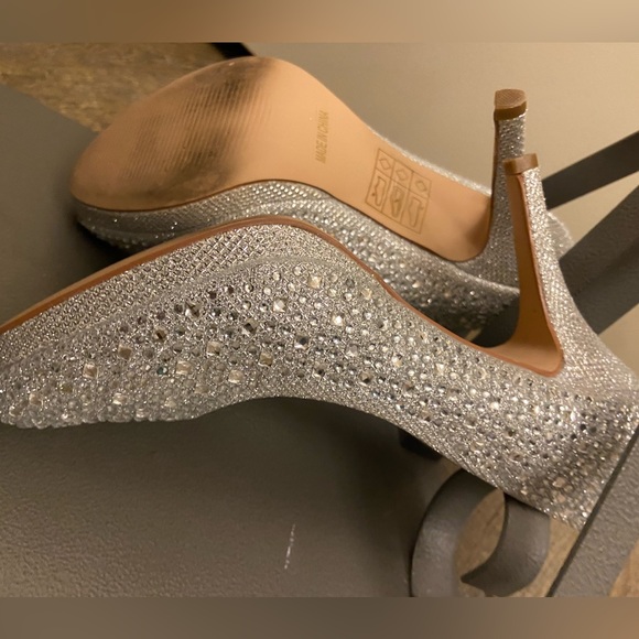 De Blossom Collection Rhinestone Crystal Heels Bridal Shoes size 8.5 - Picture 10 of 13